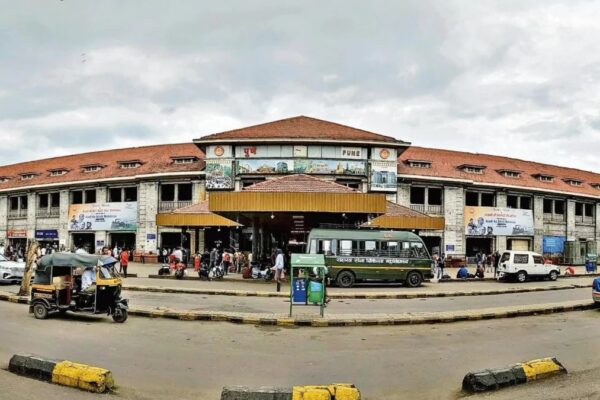 Pune Railway Station new lifts