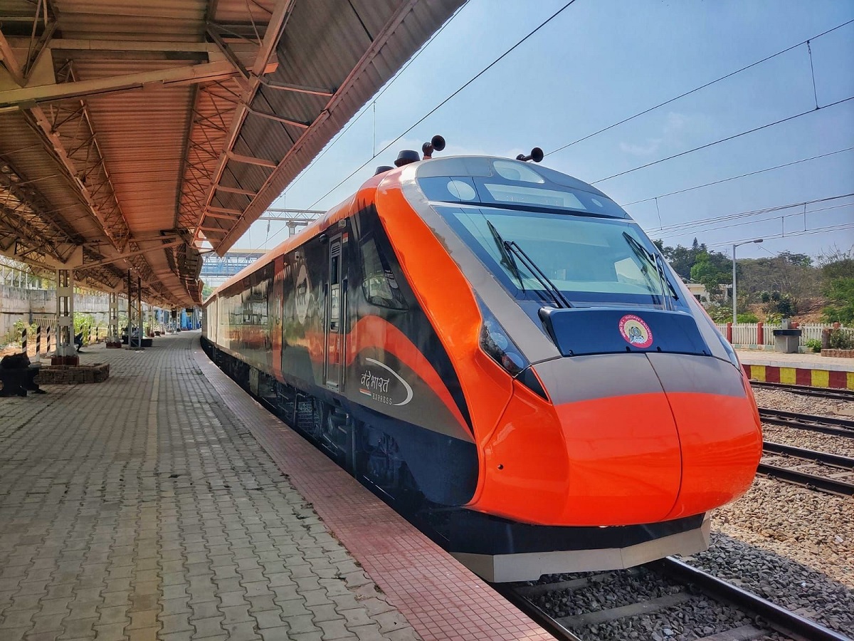 Pune to Receive Another Vande Bharat Express in 2024