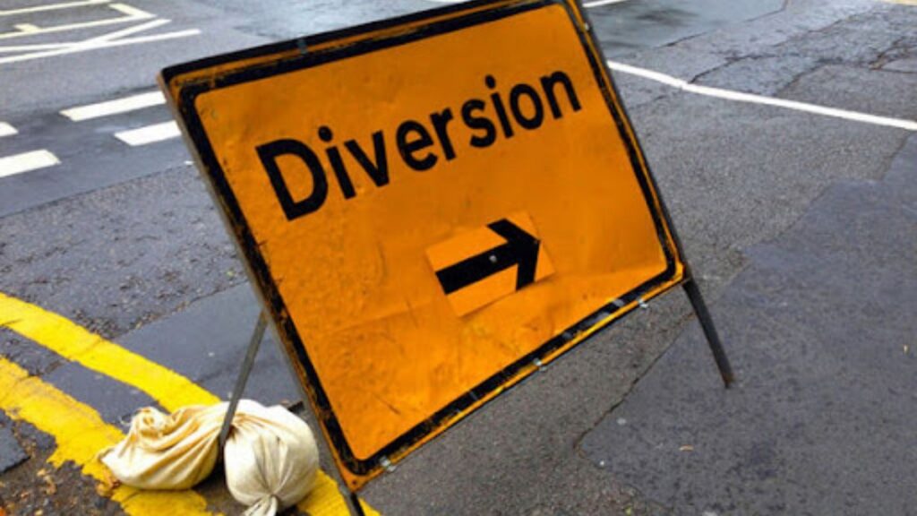 Traffic Diversion on Ganeshkhind Road