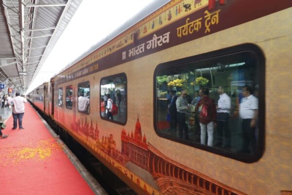 pune to prayagraj bharat gaurav train